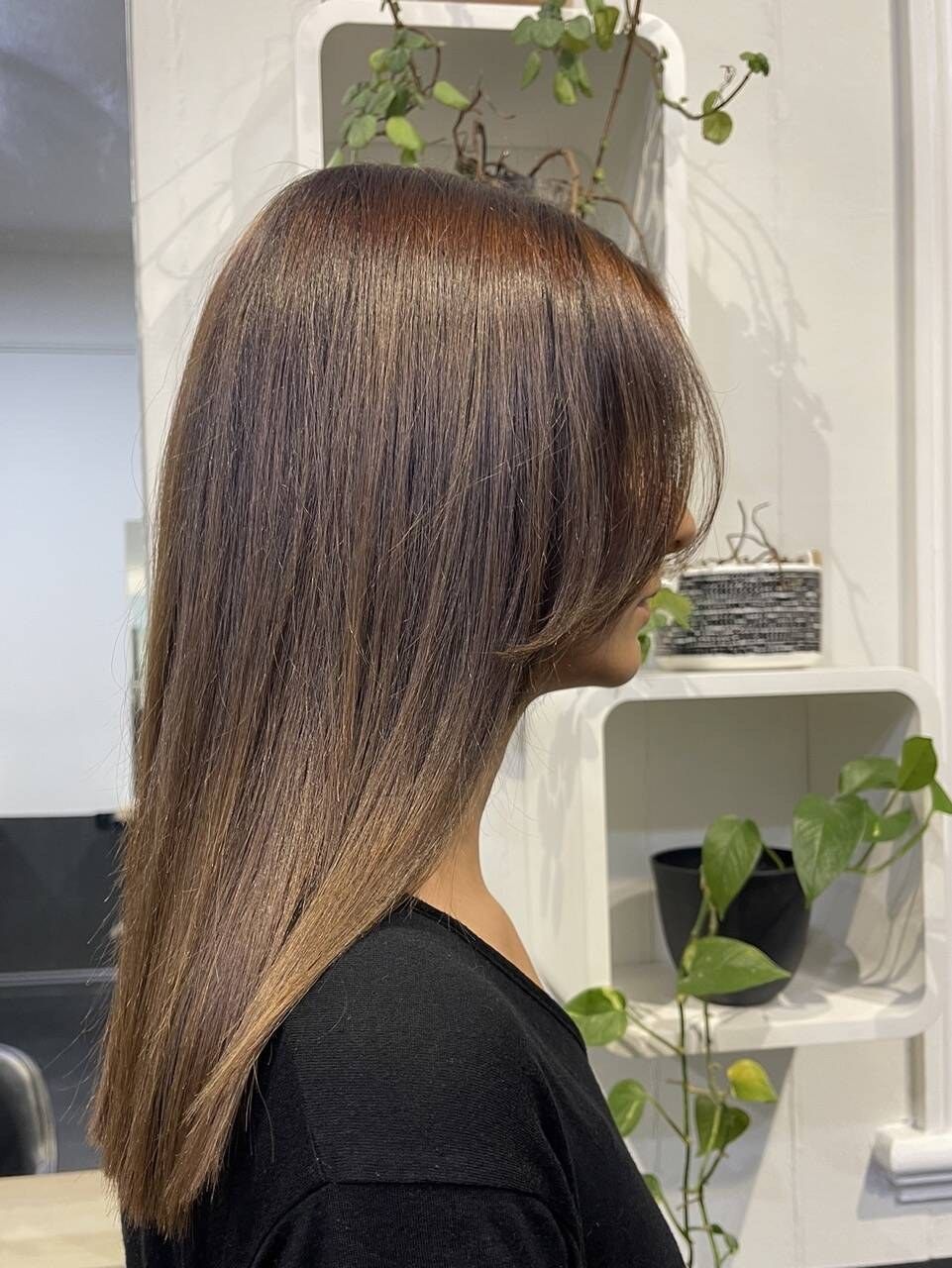 Glossy, rich brunette colour